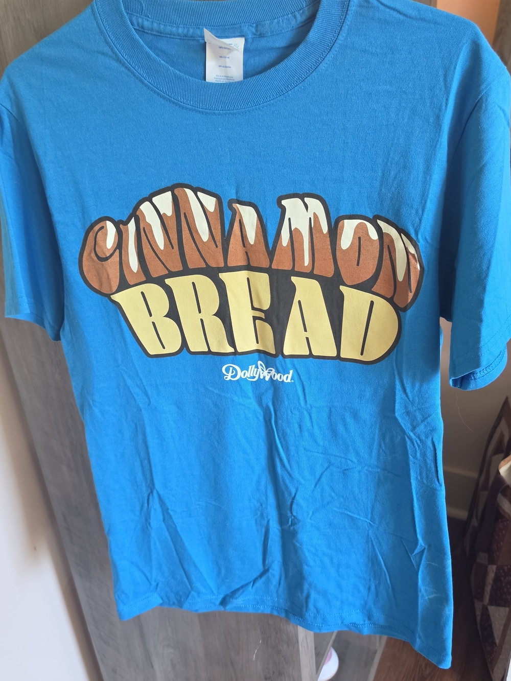 Dollywood Cinnamon Bread Graphic Tee - Blue